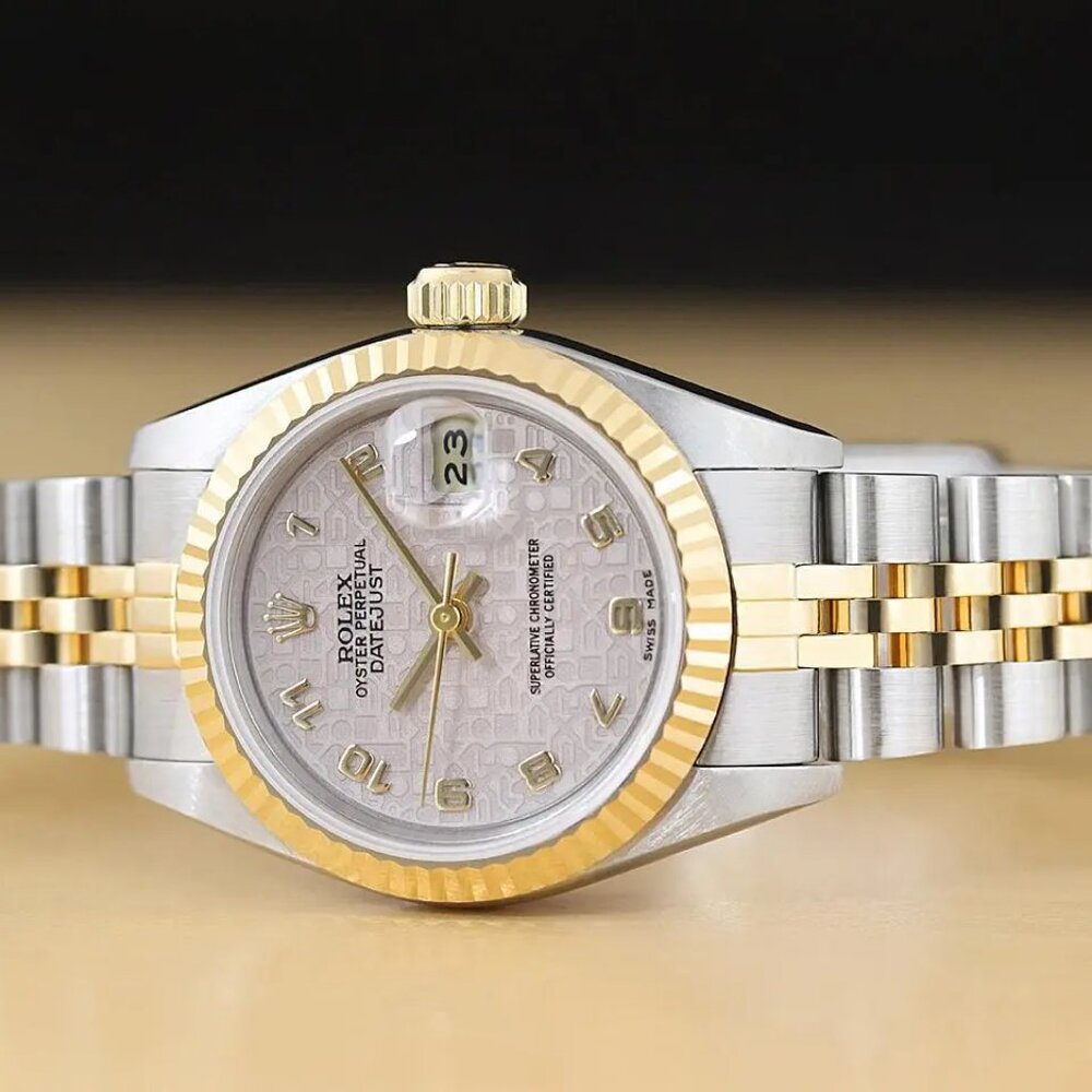 Sale! Ladies Rolex 18kt Datejust New Condition Watch With Box